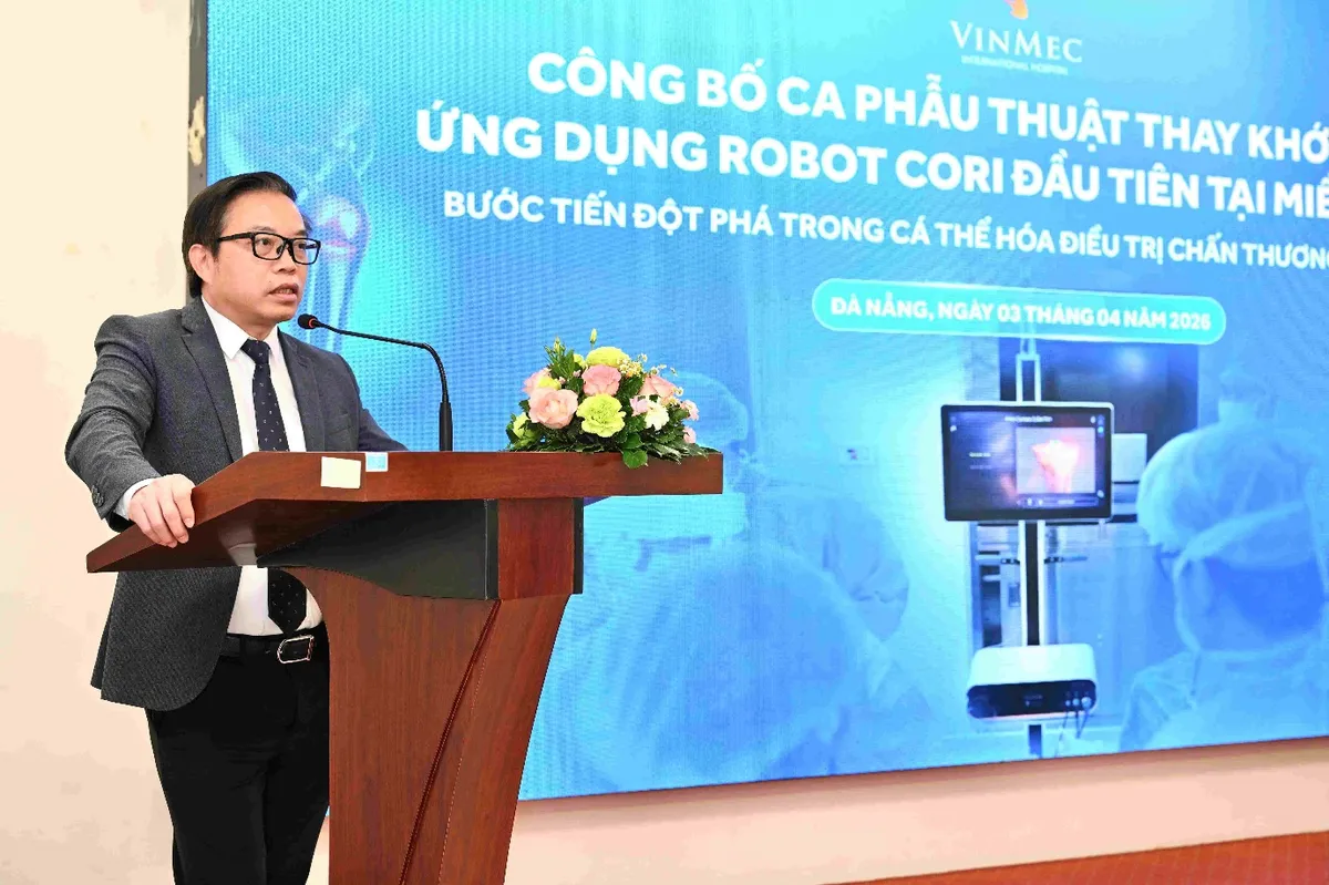 Lần đầu tại miền Trung: Vinmec Đ&agrave; Nẵng thay khớp gối bằng robot, bệnh nh&acirc;n tập đi ngay sau mổ- Ảnh 5.