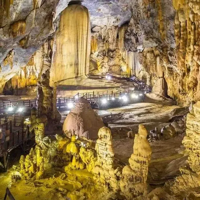 Vẻ đẹp kỳ vĩ của hang động Quảng B&igrave;nh qua g&oacute;c nh&igrave;n du kh&aacute;ch quốc tế- Ảnh 1.