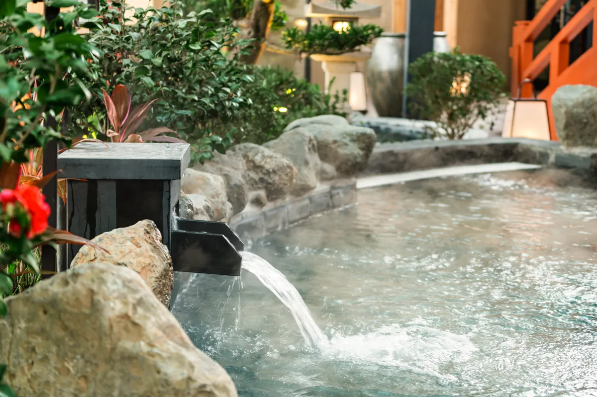 B&iacute; quyết sống khỏe của người Nhật nhờ tắm kho&aacute;ng n&oacute;ng thường xuy&ecirc;n- Ảnh 2.