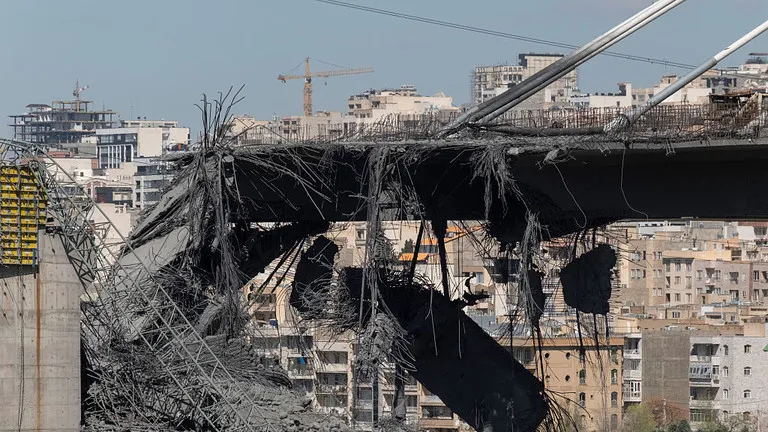 Iran tấn c&ocirc;ng UAV c&aacute;c cơ sở năng lượng ở Kuwait - Ảnh 1.