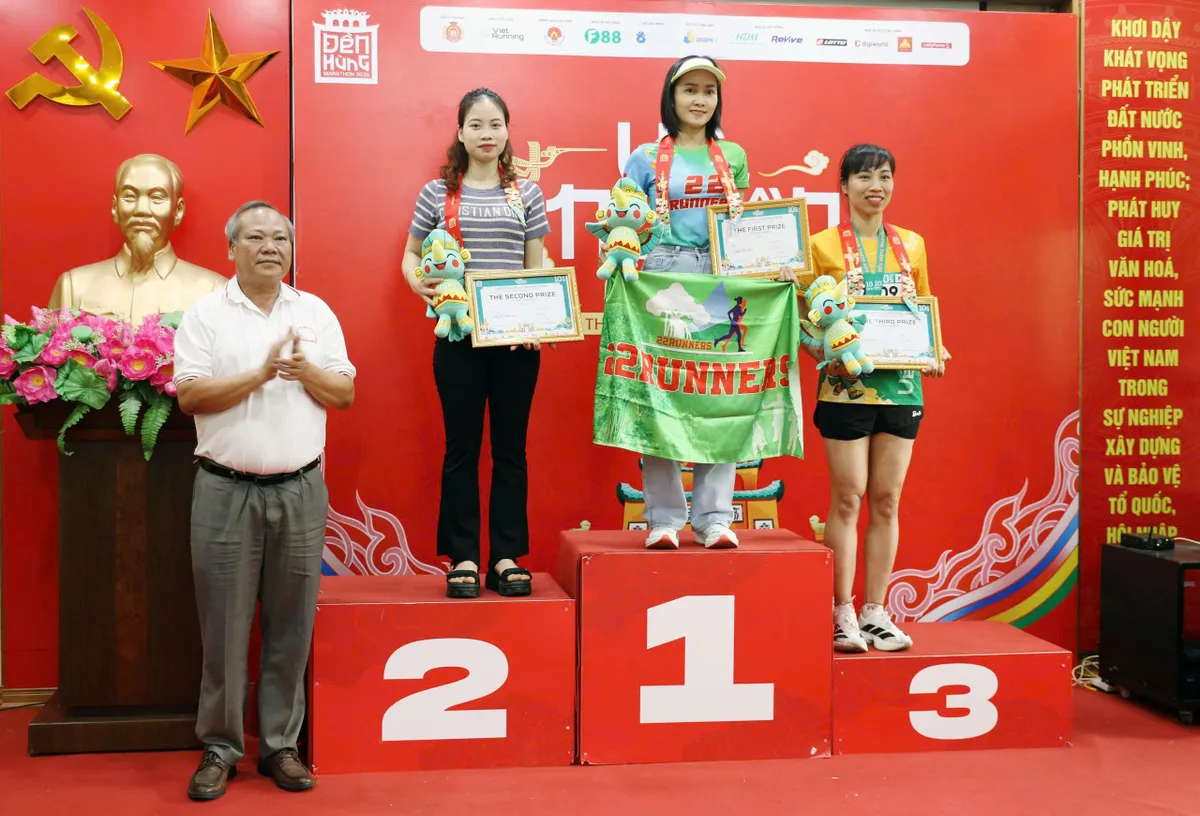 Hơn 4.000 vận động vi&ecirc;n tham gia giải Marathon Đền H&ugrave;ng &ldquo;Về nguồn&rdquo; 2026 - Ảnh 6.