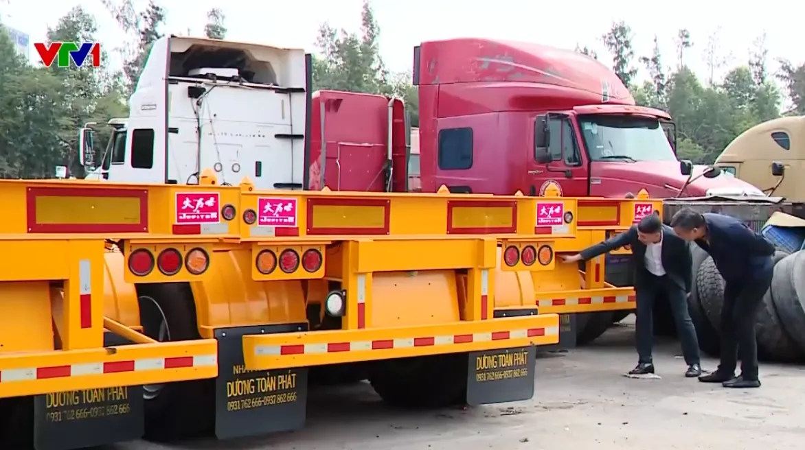 Cần thiết lắp camera cho xe tải trọng lớn để giảm thiểu tai nạn - Ảnh 1.