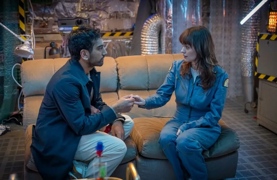 V&igrave; sao Aimee Lou Wood được săn đ&oacute;n nhất trong d&agrave;n sao phim Sex Education?- Ảnh 4.