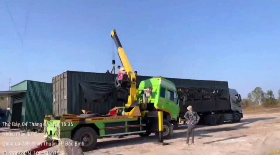 Phạt hơn 77 triệu đồng xe đầu k&eacute;o chở qu&aacute; tải tr&ecirc;n cao tốc - Ảnh 2.