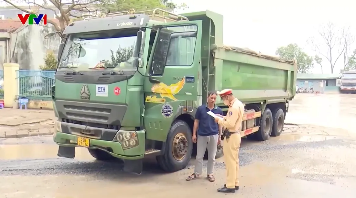 Ngăn chặn nguy cơ mất an toàn, ô nhiễm môi trường tại công trình lớn - Ảnh 1.