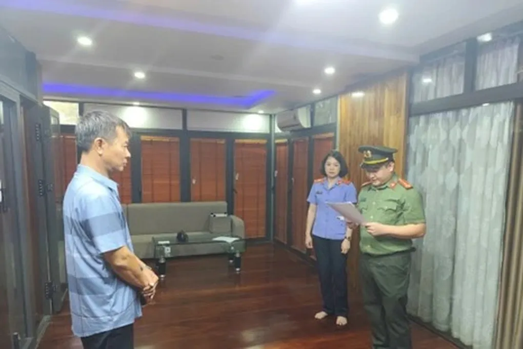 Triệt ph&aacute; đường d&acirc;y mua b&aacute;n tr&aacute;i ph&eacute;p h&oacute;a đơn h&agrave;ng trăm tỷ đồng qua mạng x&atilde; hội- Ảnh 1.