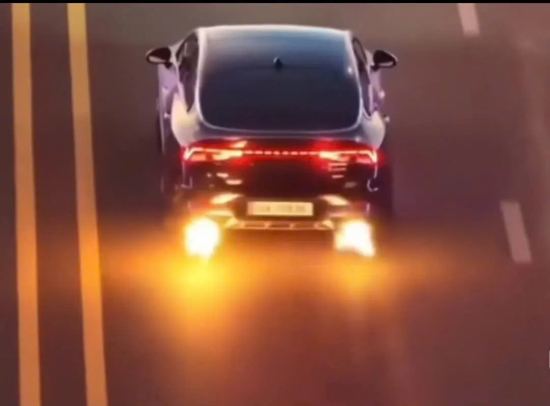 Xử phạt 76,9 triệu đồng nam thanh ni&ecirc;n l&aacute;i &ocirc; t&ocirc; r&uacute; ga, nẹt p&ocirc; ở Đắk Lắk- Ảnh 1.