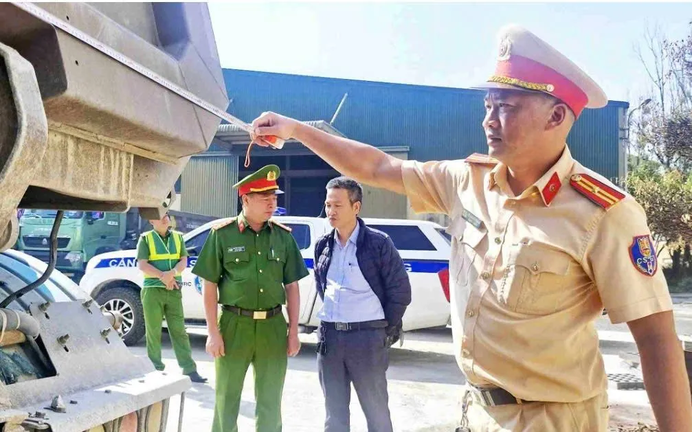 Lâm Đồng mở đợt cao điểm kiểm tra gần 1.300 phương tiện vận tải.