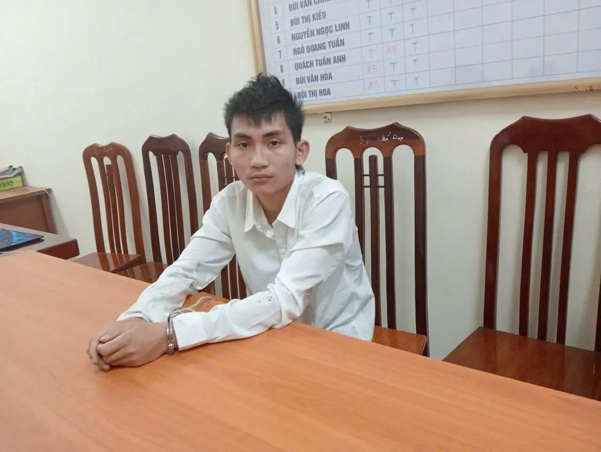 Ph&uacute; Thọ: Tạm giữ h&igrave;nh sự đối tượng vi phạm giao th&ocirc;ng, đ&acirc;m bị thương CSGT khi l&agrave;m nhiệm vụ - Ảnh 1.