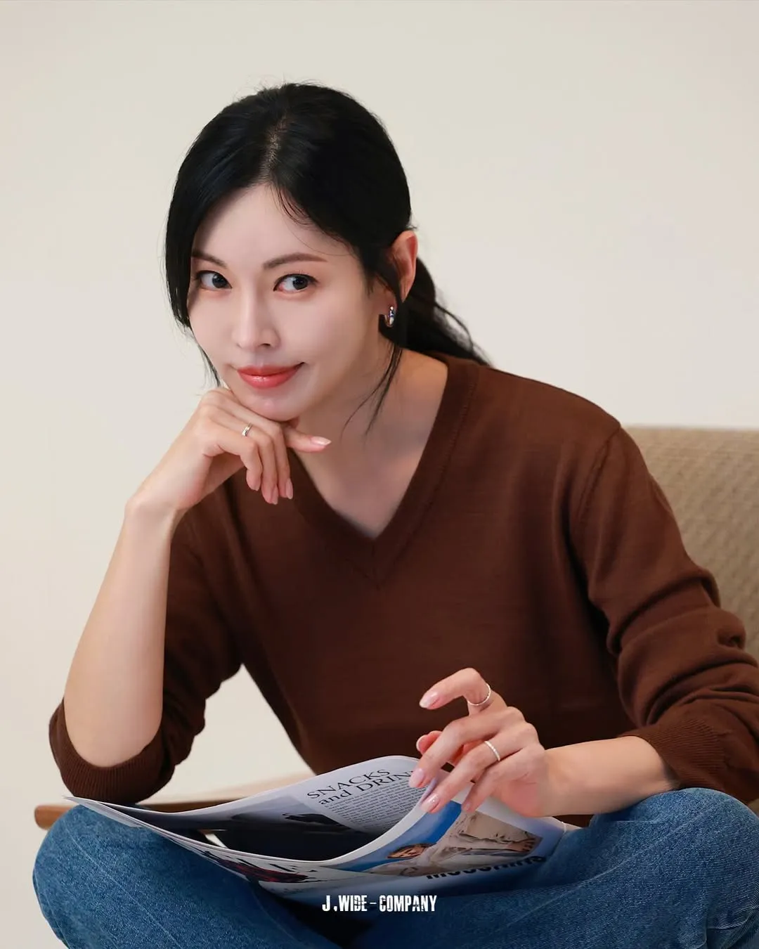 Ác nữ Penthouse trở lại màn ảnh nhỏ - Ảnh 1.