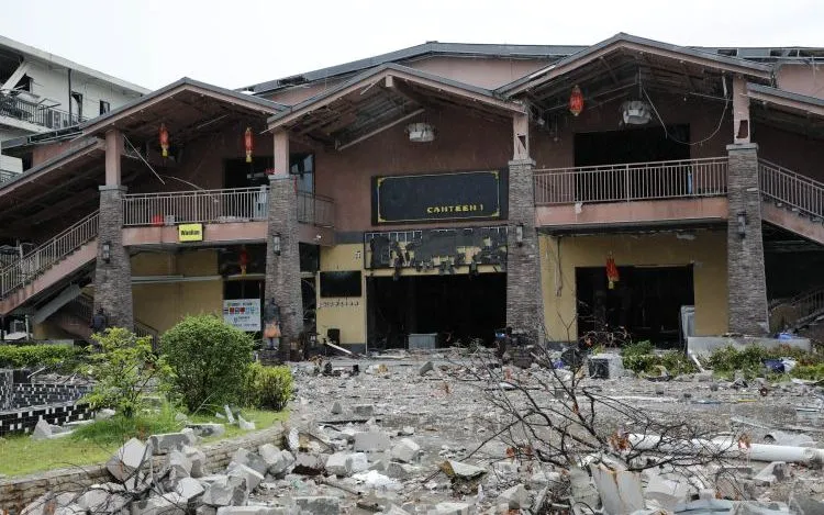 Quân đội Myanmar phá dỡ gần 150 công trình - được cho là được sử dụng làm các trung tâm lừa đảo - tại khu phức hợp KK Park (Ảnh: The Global New Light of Myanmar)