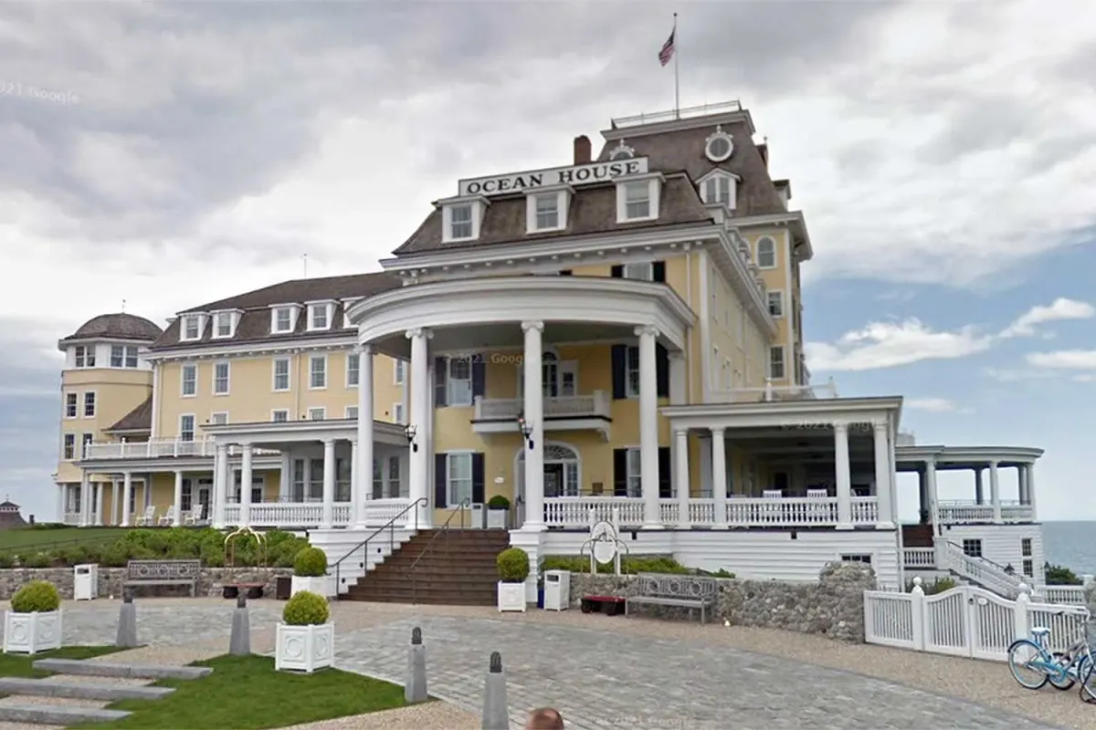 Nhiễu loạn thông tin xung quanh đám cưới của Taylor Swift - Ảnh 1.