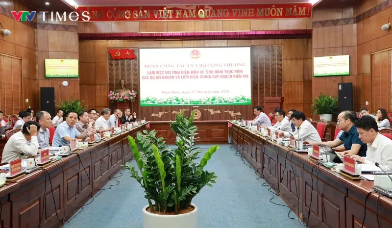 Điện Bi&ecirc;n đề nghị bổ sung hạ tầng lưới điện v&agrave; c&ocirc;ng suất c&aacute;c dự &aacute;n điện gi&oacute;, điện mặt trời - Ảnh 1.