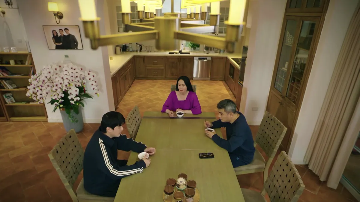 Bước ch&acirc;n v&agrave;o đời - Tập 20: Thương trải l&ograve;ng với L&acirc;m sau chia tay - Ảnh 1.