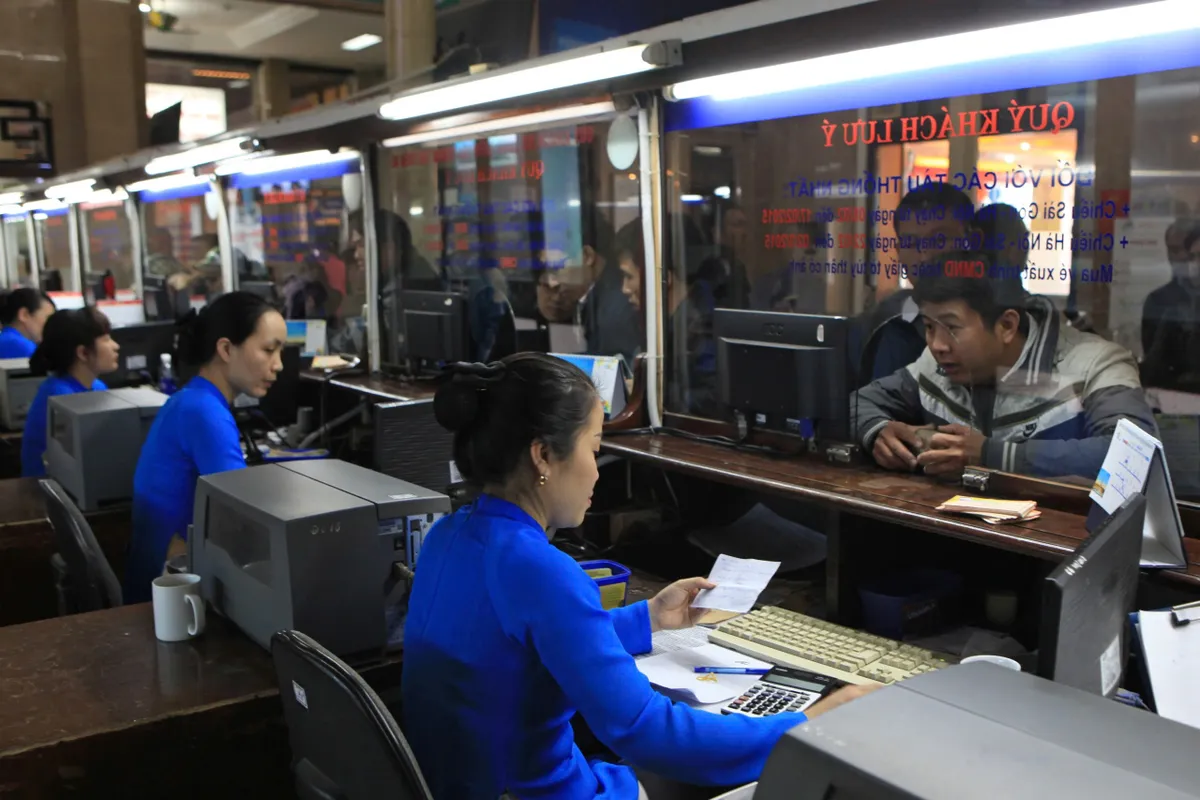 Đường sắt đ&atilde; b&aacute;n được 44.200 v&eacute; t&agrave;u dịp nghỉ lễ Giỗ tổ H&ugrave;ng Vương v&agrave; 30-4, 1-5 - Ảnh 2.