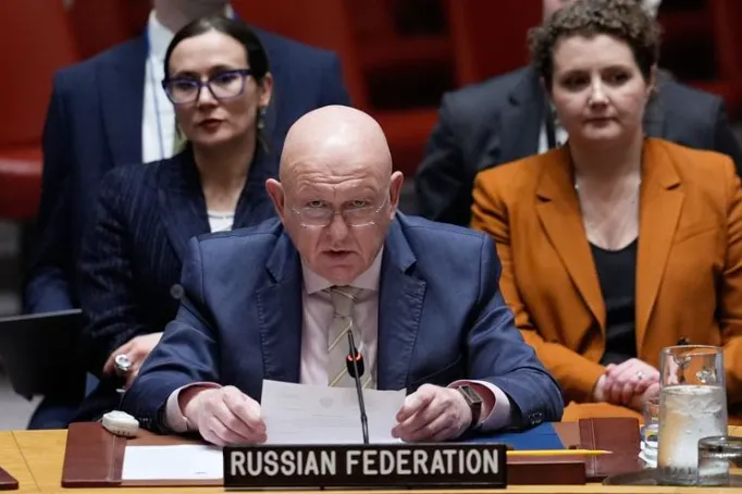 Nga, Trung Quốc phủ quyết nghị quyết của Li&ecirc;n hợp quốc về eo biển Hormuz- Ảnh 1.