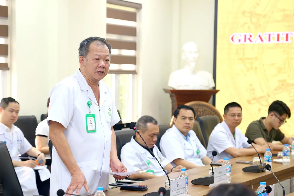 Tri ân gia đình cô gái người Anh hiến tạng cứu sống 3 người Việt - Ảnh 1.