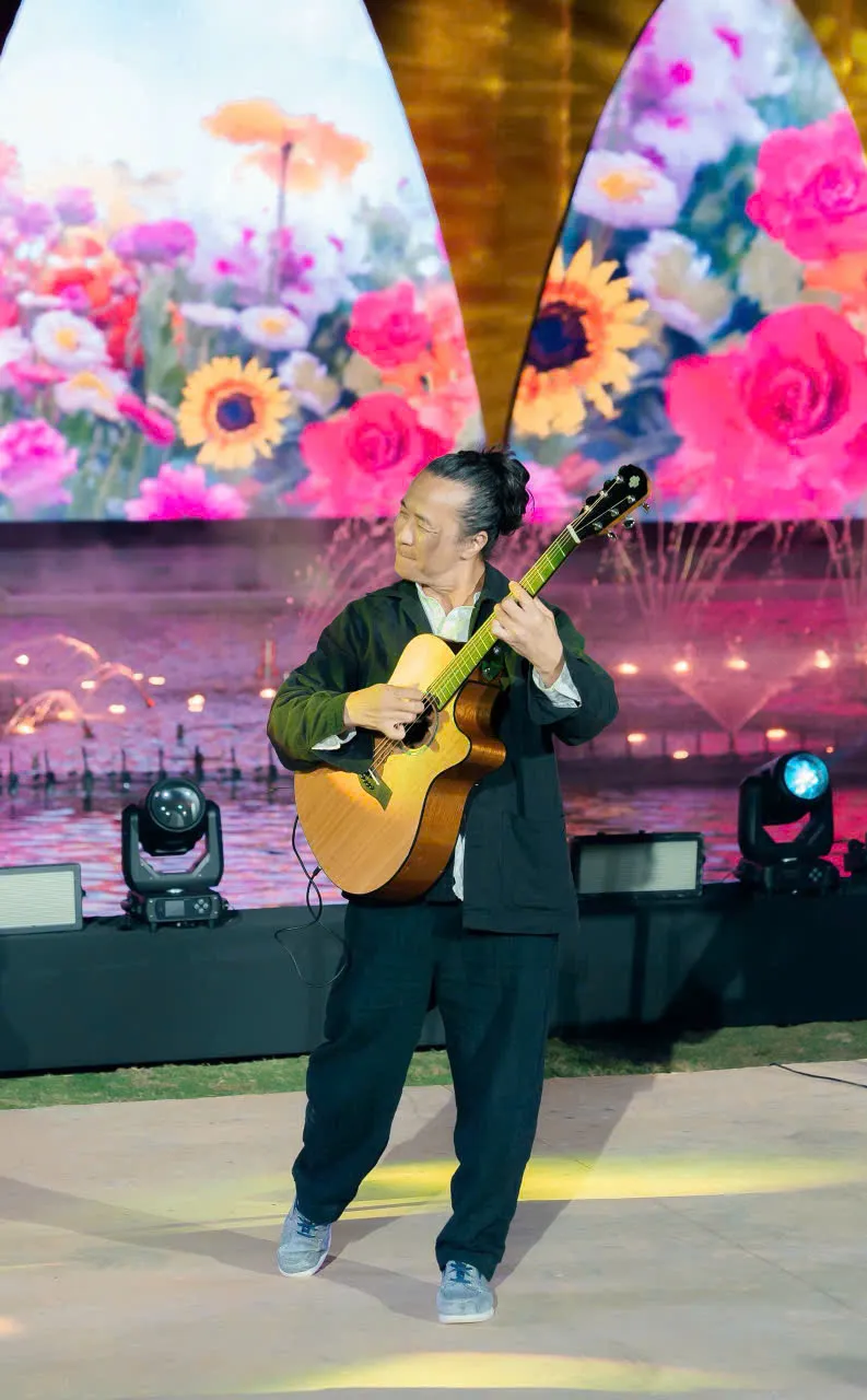 Nhạc sĩ Lê Minh Sơn: Giải thưởng Cống hiến và sứ mệnh định hình giá trị âm nhạc- Ảnh 8. Nhạc sĩ Lê Minh Sơn: Giải thưởng Cống hiến và sứ mệnh định hình giá trị âm nhạc- Ảnh 8.