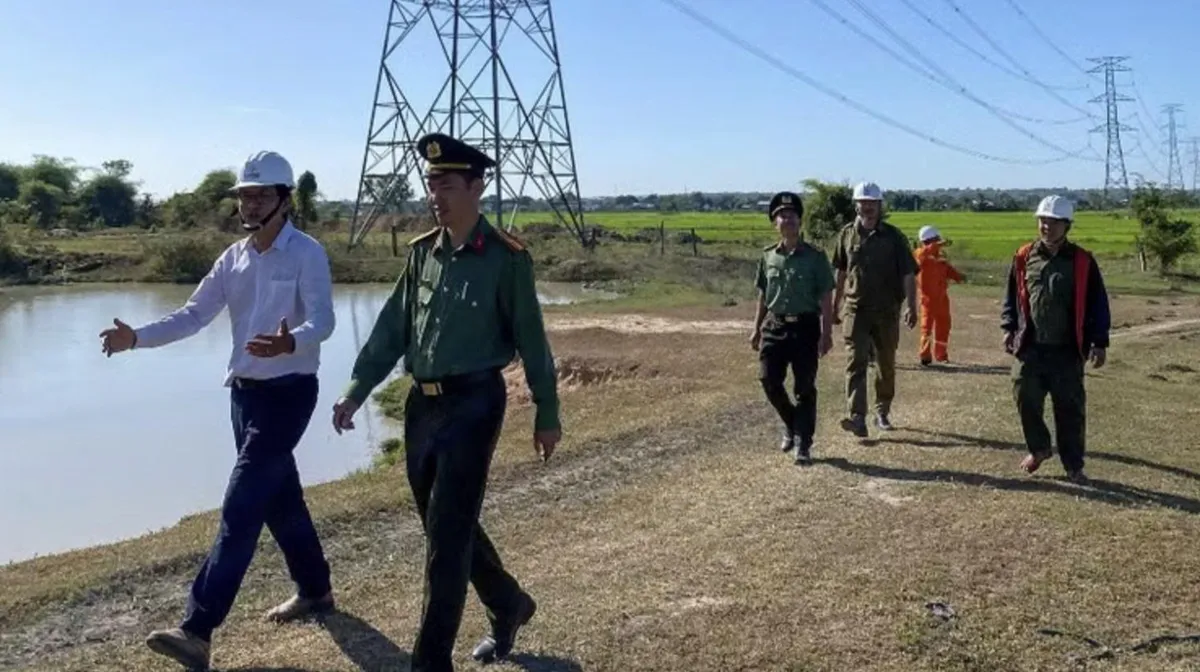 Bảo đảm vận h&agrave;nh lưới điện truyền tải ổn định, an to&agrave;n trong cao điểm m&ugrave;a kh&ocirc;- Ảnh 4.