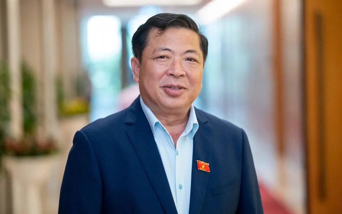 Bộ trưởng Bộ Xây dựng Trần Hồng Minh