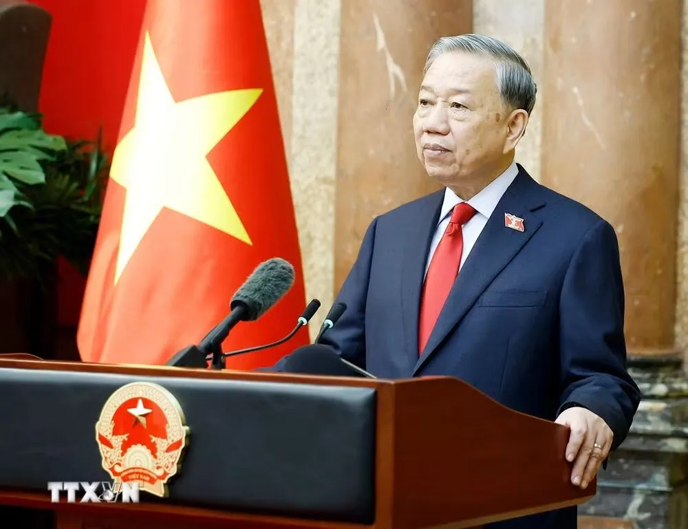 Tổng Bí thư, Chủ tịch nước Tô Lâm trao Quyết định bổ nhiệm các thành viên Chính phủ nhiệm kỳ 2026-2031 - Ảnh 4.