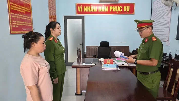 Bắt khẩn cấp đối tượng hành hung 2 nhân viên gác chắn đường sắt tại Đà Nẵng- Ảnh 1. Bắt khẩn cấp đối tượng hành hung 2 nhân viên gác chắn đường sắt tại Đà Nẵng- Ảnh 1.