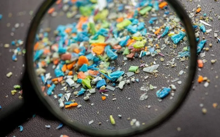 Nhựa gánh nặng chi phí âm thầm do xung đột Trung Đông