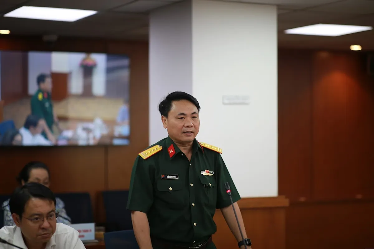 TP Hồ Ch&iacute; Minh lấy mẫu gi&aacute;m định t&igrave;m danh t&iacute;nh hơn 26.000 liệt sĩ  - Ảnh 1.