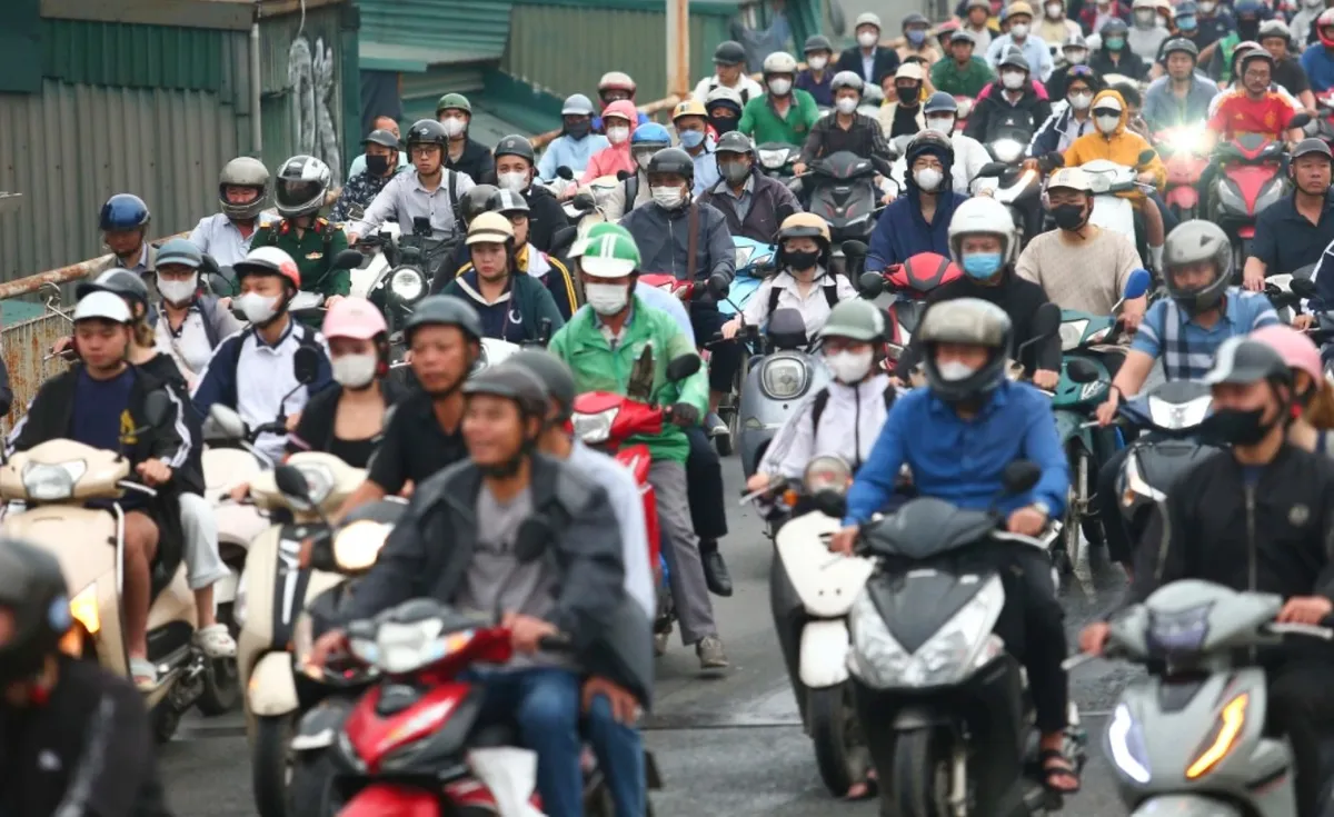 Kiểm định kh&iacute; thải xe m&aacute;y từ 2027: B&agrave;i to&aacute;n chi ph&iacute;, &aacute;p lực hạ tầng v&agrave; ch&iacute;nh s&aacute;ch 'thu cũ đổi mới' - Ảnh 1.