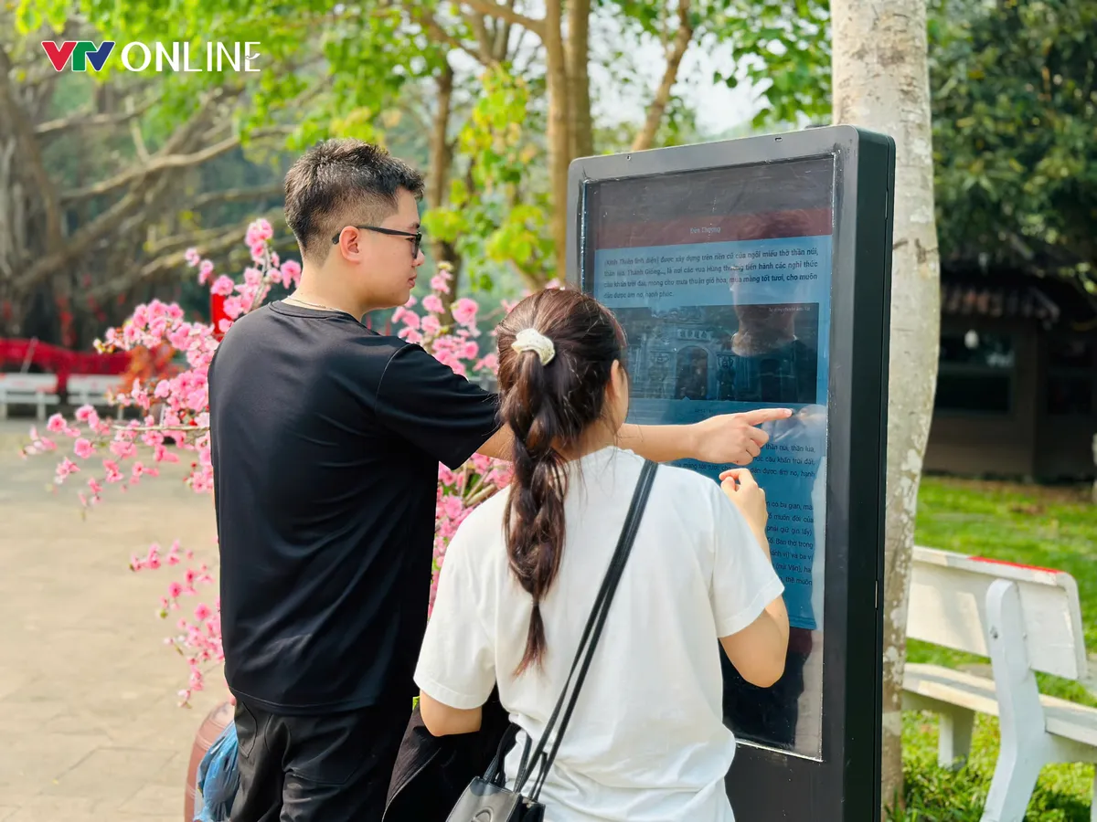 Đền H&ugrave;ng chuyển m&igrave;nh theo hướng du lịch th&ocirc;ng minh - Ảnh 1.