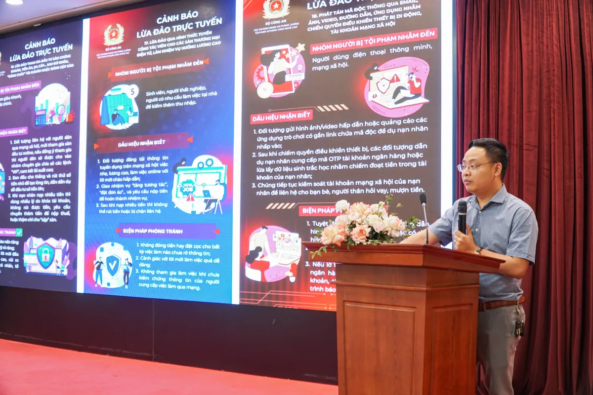 Th&uacute;c đẩy chuyển đổi số v&agrave; đảm bảo an to&agrave;n th&ocirc;ng tin cho khu vực kinh tế tập thể, hợp t&aacute;c x&atilde; - Ảnh 4.