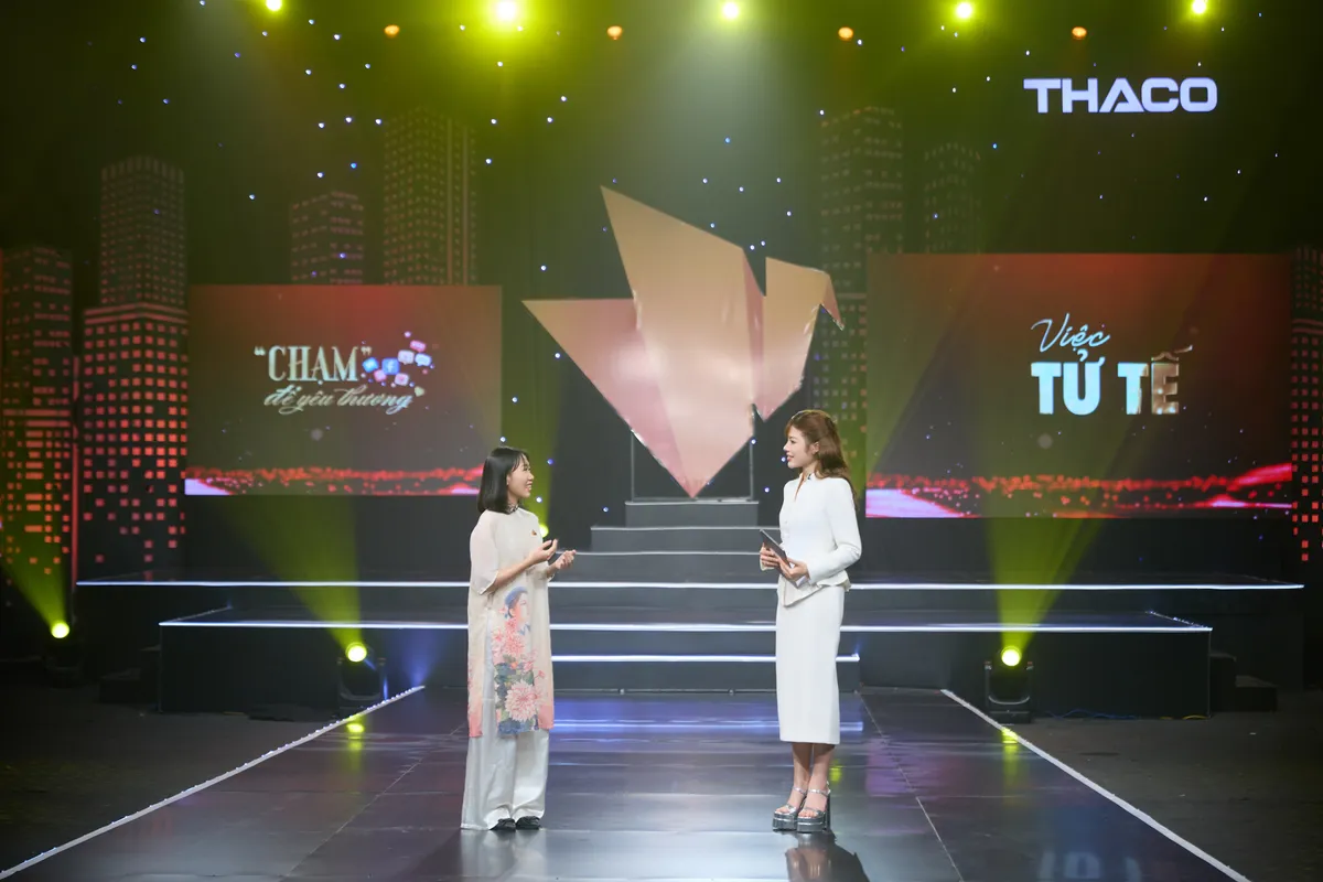 Việc tử tế th&aacute;ng 4: Khi mỗi c&uacute; &ldquo;chạm&rdquo; m&agrave;n h&igrave;nh c&oacute; thể &ldquo;bật&rdquo; l&ecirc;n y&ecirc;u thương - Ảnh 10.