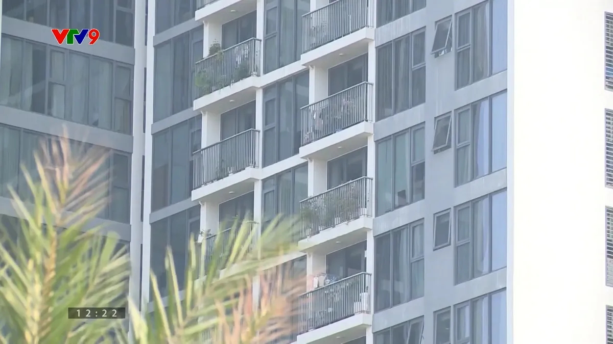 Sequence 04.00_23_06_17.Still029.jpg