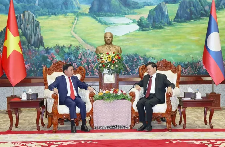 Thường trực Ban B&iacute; thư Trần Cẩm T&uacute; hội kiến Tổng B&iacute; thư, Chủ tịch nước L&agrave;o - Ảnh 1.