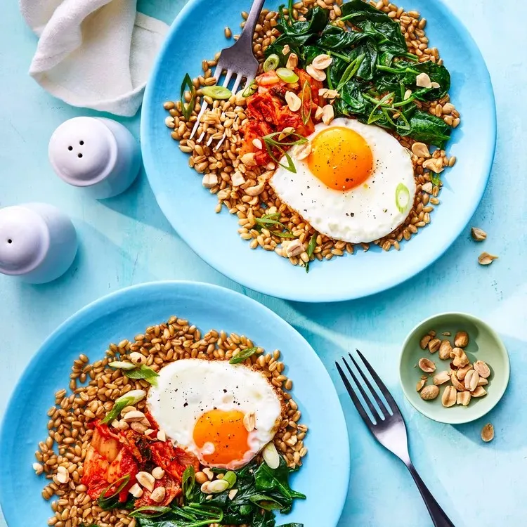 Th&oacute;i quen buổi s&aacute;ng gi&uacute;p kiểm so&aacute;t c&acirc;n nặng v&agrave; hạn chế ăn vặt- Ảnh 1.