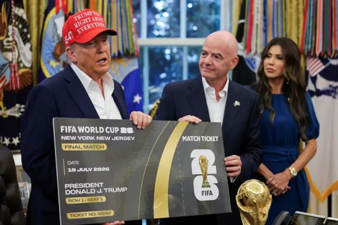 Người h&acirc;m mộ quốc tế d&egrave; dặt với World Cup 2026 tại Mỹ v&igrave; lo ngại chi ph&iacute; v&agrave; an ninh- Ảnh 1.