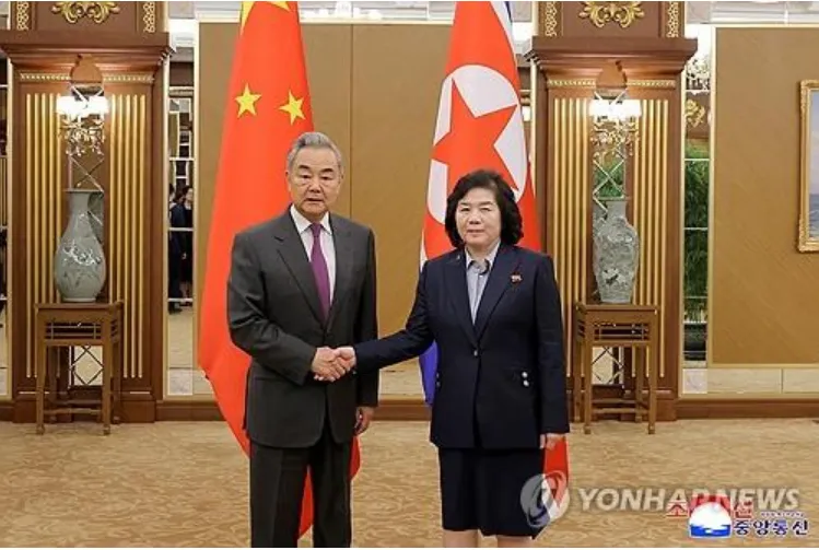 Triều Tiên và Trung Quốc củng cố, tăng cường quan hệ song phương- Ảnh 2. Triều Tiên và Trung Quốc củng cố, tăng cường quan hệ song phương- Ảnh 2.