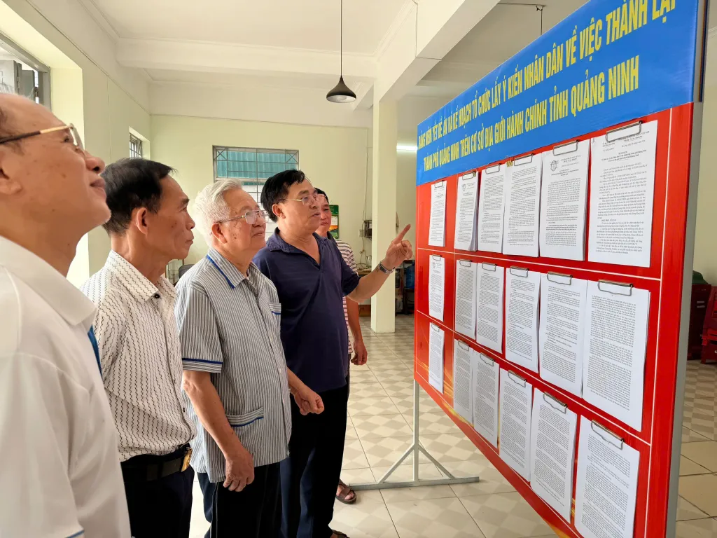 Quảng Ninh khẩn trương lấy &yacute; kiến nh&acirc;n d&acirc;n về th&agrave;nh lập th&agrave;nh phố trực thuộc Trung ương - Ảnh 1.