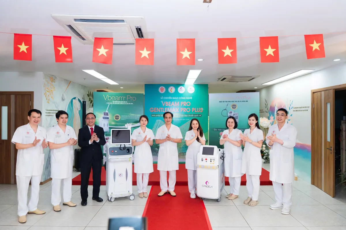 Bệnh viện Trung ương Qu&acirc;n đội 108 tiếp nhận hệ thống laser thế hệ mới, n&acirc;ng tầm điều trị da liễu &ndash; thẩm mỹ- Ảnh 3.