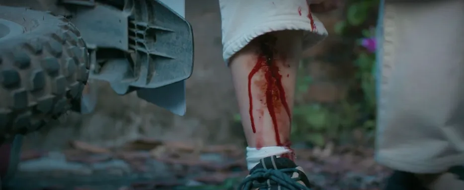 Đồng hồ đếm ngược - Tập 19: Th&agrave;nh t&igrave;nh cờ cứu đ&uacute;ng anh họ nhưng thời gian sống của mẹ Th&agrave;nh bị r&uacute;t ngắn - Ảnh 5.