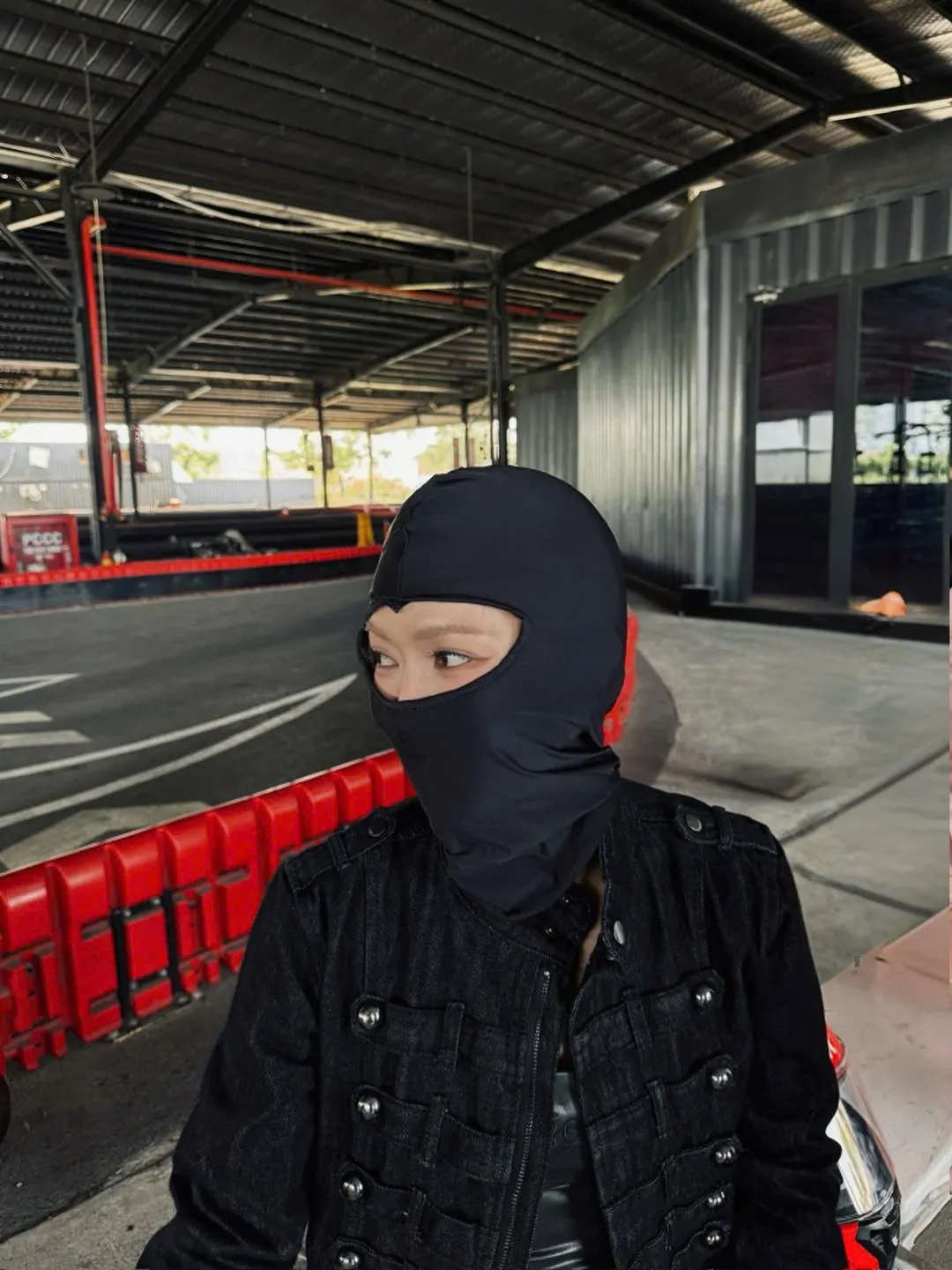 Điểm tin sao Việt: Quốc Thi&ecirc;n đ&oacute;n tuổi mới ở &Uacute;c - Ảnh 3.