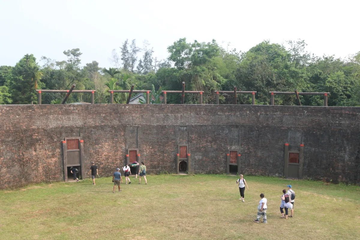 Hổ Quyền - đấu trường voi hổ v&agrave; dấu ấn quyền lực triều Nguyễn- Ảnh 2.