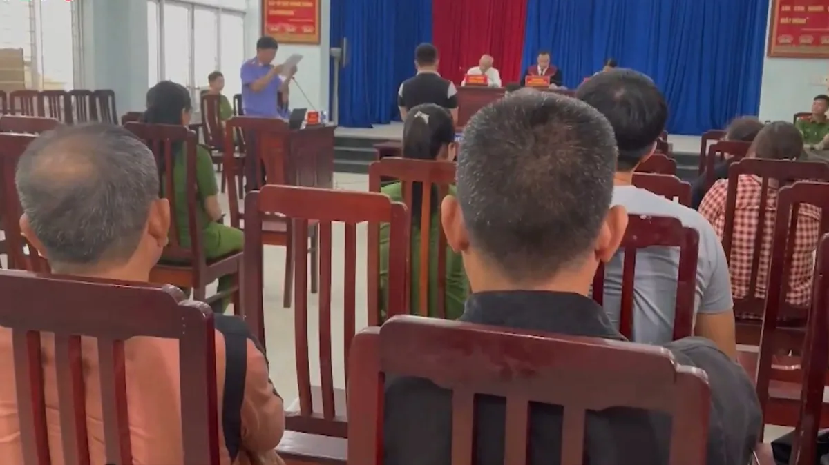 Đắk Lắk: X&eacute;t xử lưu động thuyền trưởng đưa 4 ngư d&acirc;n xuất cảnh tr&aacute;i ph&eacute;p- Ảnh 1.