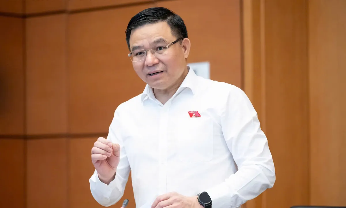 Bộ trưởng Bộ C&ocirc;ng Thương: Dự trữ xăng dầu đ&atilde; tăng từ 15 l&ecirc;n khoảng 26 ng&agrave;y- Ảnh 1.