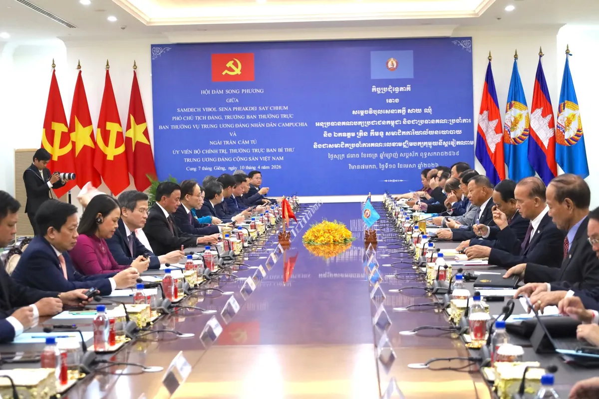 Thường trực Ban B&iacute; thư hội đ&agrave;m với Ph&oacute; Chủ tịch Đảng Nh&acirc;n d&acirc;n Campuchia - Ảnh 4.