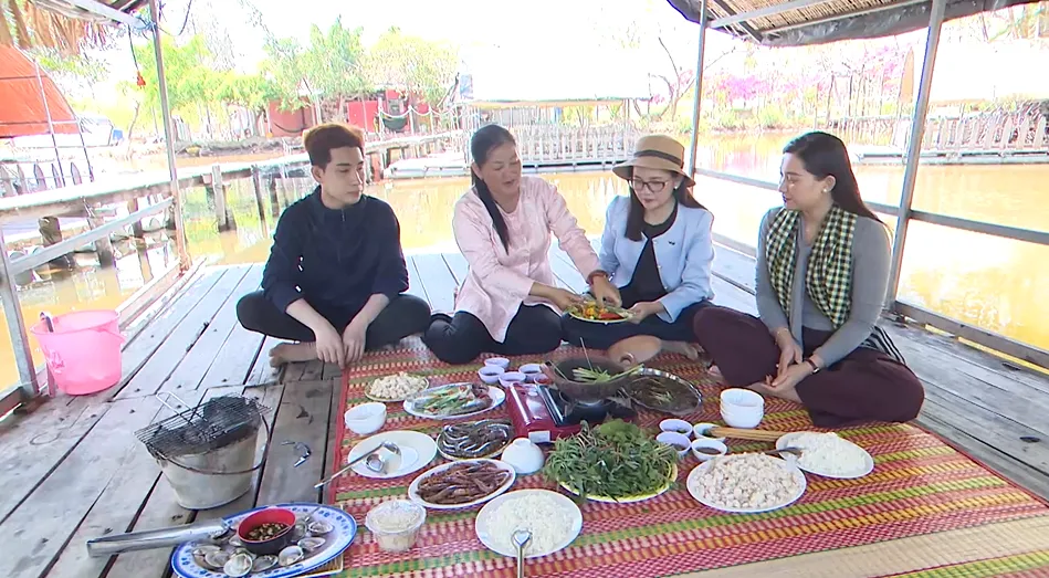 Kh&aacute;m ph&aacute; gi&aacute; trị cuộc sống thuận thi&ecirc;n trong &ldquo;Xu&ocirc;i về C&agrave; Mau&rdquo; (VTV10) - Ảnh 2.