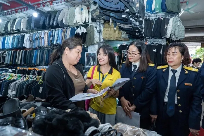 Cải c&aacute;ch thuế cần một "khoảng đệm" cho người d&acirc;n- Ảnh 1.