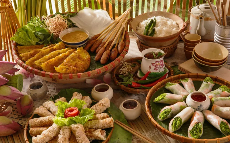 Ẩm thực mùa hè miền Trung: Những món giải nhiệt không thể bỏ qua- Ảnh 2. Ẩm thực mùa hè miền Trung: Những món giải nhiệt không thể bỏ qua- Ảnh 2.