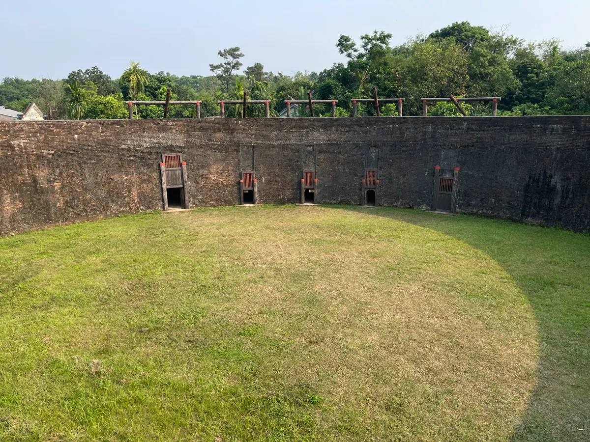 Hổ Quyền - đấu trường voi hổ v&agrave; dấu ấn quyền lực triều Nguyễn- Ảnh 10.