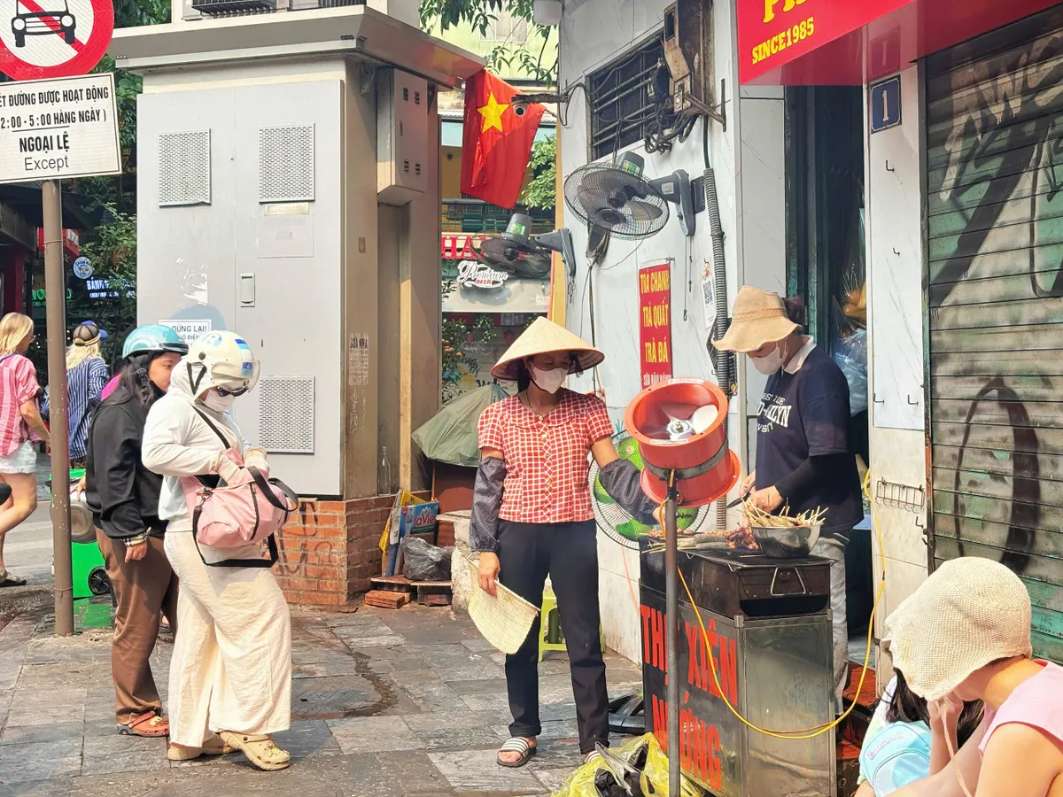 Chủ động th&iacute;ch ứng, bảo vệ sức khỏe nh&acirc;n d&acirc;n trong đợt nắng n&oacute;ng  - Ảnh 13.